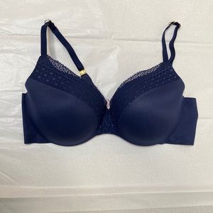 Incredible by Victoria’s Secret navy blue bra